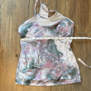 Fabletics Pastel Abstract Tank Top